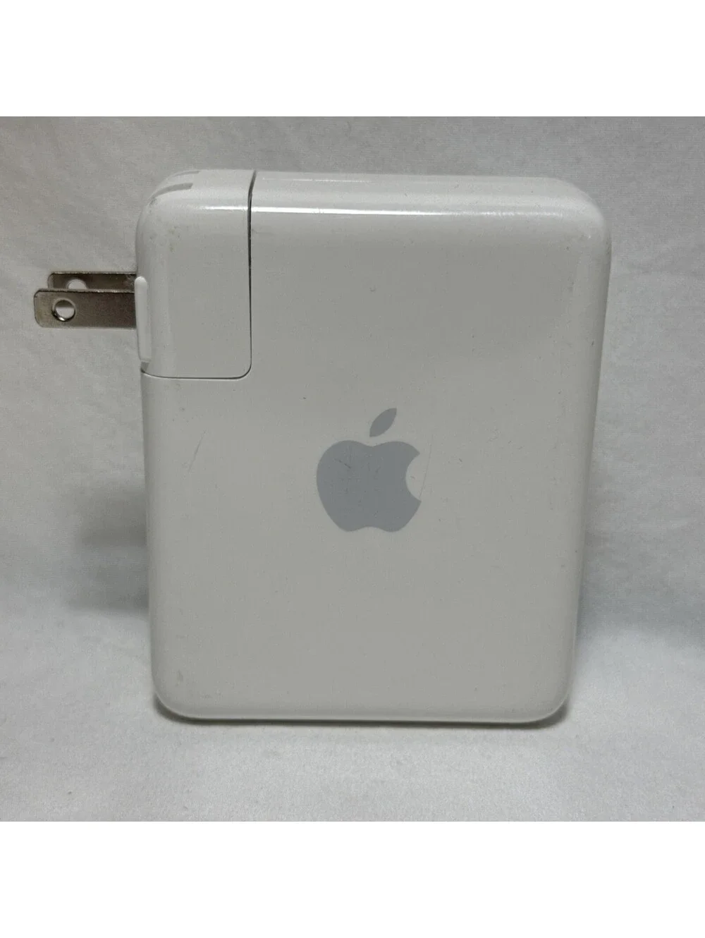 GENUINE Apple Airport Express A1264 54 Mbps 10/100 Wireless N Router (MB321LL/A)